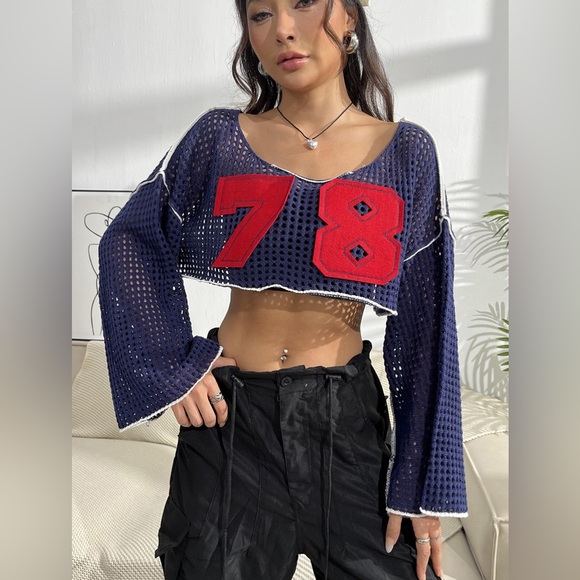 Tops - Contrast Patches Long Sleeve Cropped Knit Top
